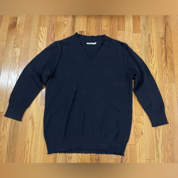 T by Alexander Wang Black Distressed V-Neck Sweater Dress - Picture 3 of 7